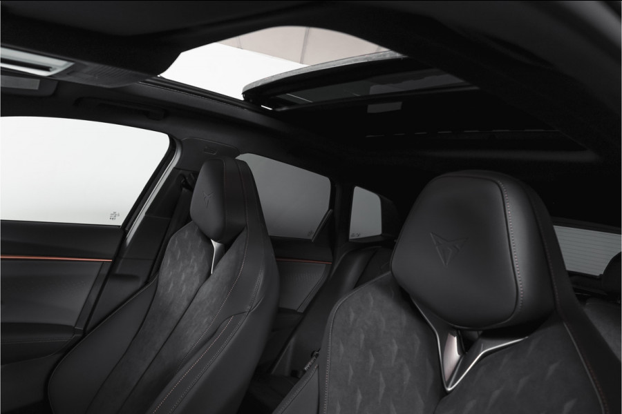 CUPRA Terramar 1.5 TSI e-Hybrid 272 PK VZ Performance | S/K-Panodak | Elek. Trekhaak | Matrix LED | Sennheiser | Elek. stoelen | Adapt. Cruise | Stoel-+Stuurverw. | 360 Camera | NAV+App. Connect | ECC | LM 20" | 3976