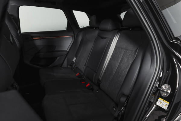 CUPRA Terramar 1.5 TSI e-Hybrid 272 PK VZ Performance | S/K-Panodak | Elek. Trekhaak | Matrix LED | Sennheiser | Elek. stoelen | Adapt. Cruise | Stoel-+Stuurverw. | 360 Camera | NAV+App. Connect | ECC | LM 20" | 3976
