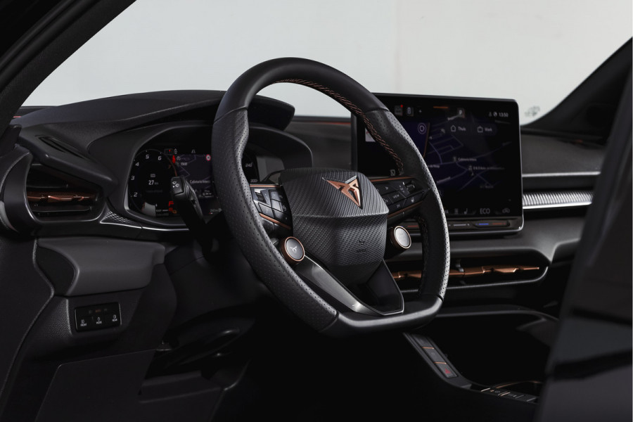 CUPRA Terramar 1.5 TSI e-Hybrid 272 PK VZ Performance | S/K-Panodak | Elek. Trekhaak | Matrix LED | Sennheiser | Elek. stoelen | Adapt. Cruise | Stoel-+Stuurverw. | 360 Camera | NAV+App. Connect | ECC | LM 20" | 3976