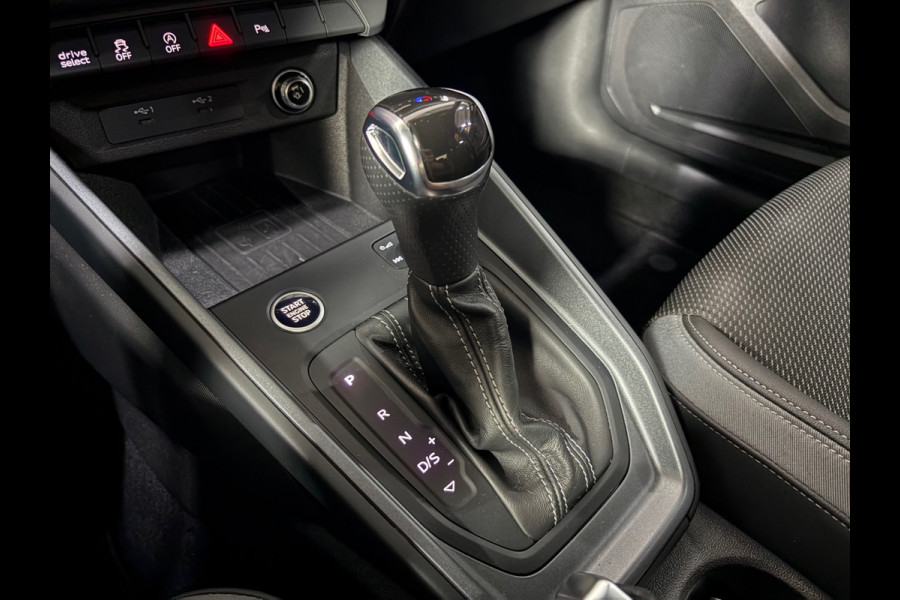 Audi A1 citycarver 30 TFSI epic S-Line, Automaat, Applecarplay