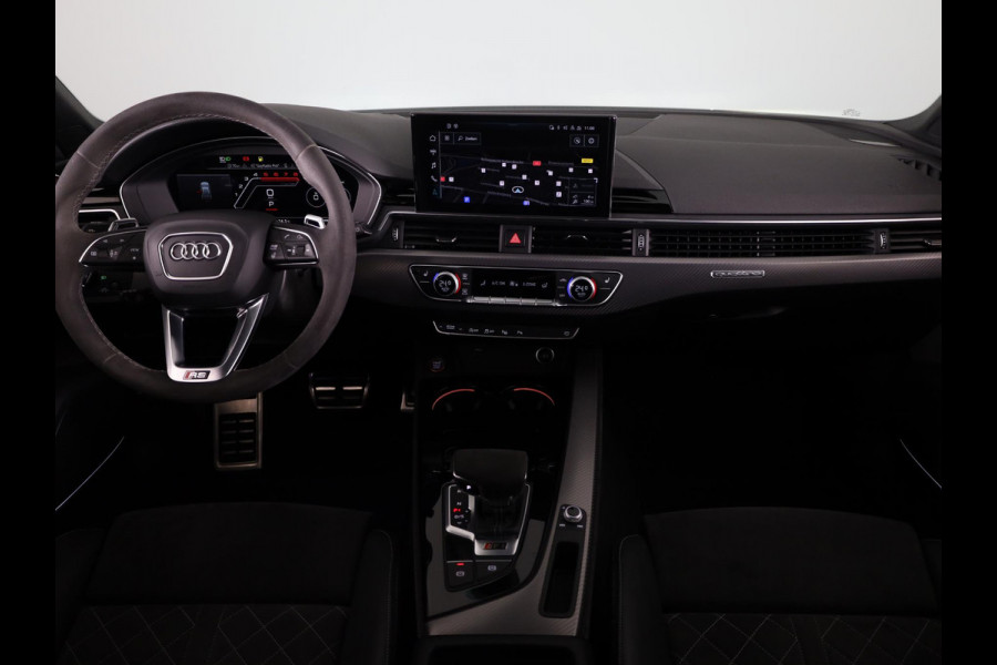 Audi A4 Avant 2.9 TFSI RS 4 quattro 450pk | Panoramadak | Adaptive cruise controle | Matrix | Trekhaak | Elektrisch verstelbare voorstoelen met geheugen | Stoelverwarming voor en achter