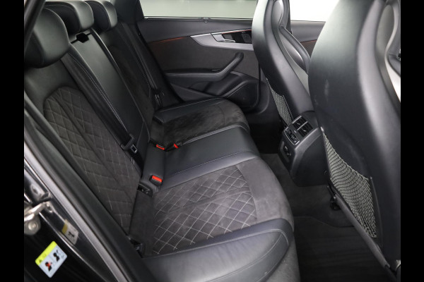 Audi A4 Avant 2.9 TFSI RS 4 quattro 450pk | Panoramadak | Adaptive cruise controle | Matrix | Trekhaak | Elektrisch verstelbare voorstoelen met geheugen | Stoelverwarming voor en achter