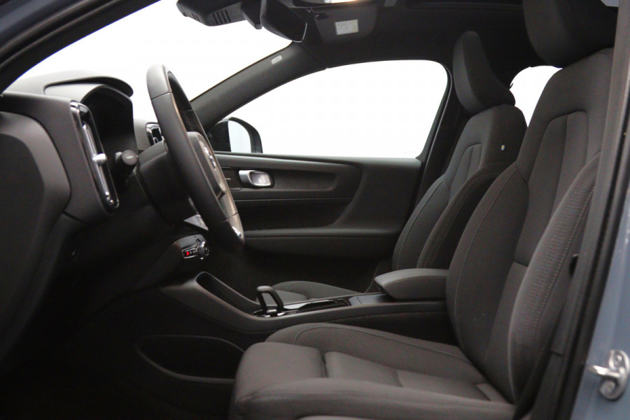 Volvo XC40 Recharge Twin Ultimate 82 kWh 408 PK, SOH 93 %, Trekhaak, Panoramadak, Harman/kardon, 360 Camera, 4X Stoelverwarming