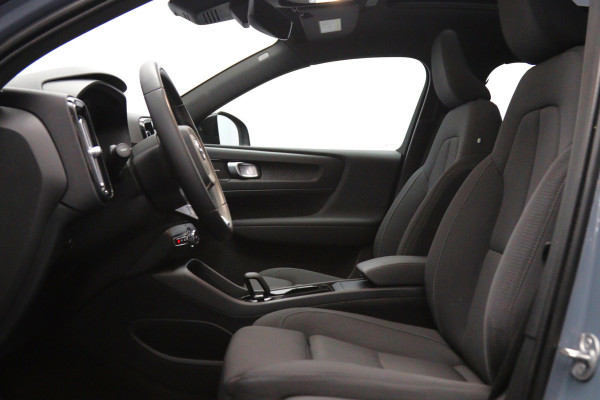 Volvo XC40 Recharge Twin Ultimate 82 kWh 408 PK, SOH 93 %, Trekhaak, Panoramadak, Harman/kardon, 360 Camera, 4X Stoelverwarming
