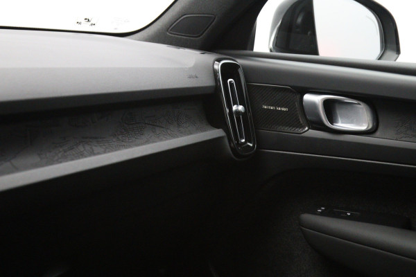 Volvo XC40 Recharge Twin Ultimate 82 kWh 408 PK, SOH 93 %, Trekhaak, Panoramadak, Harman/kardon, 360 Camera, 4X Stoelverwarming