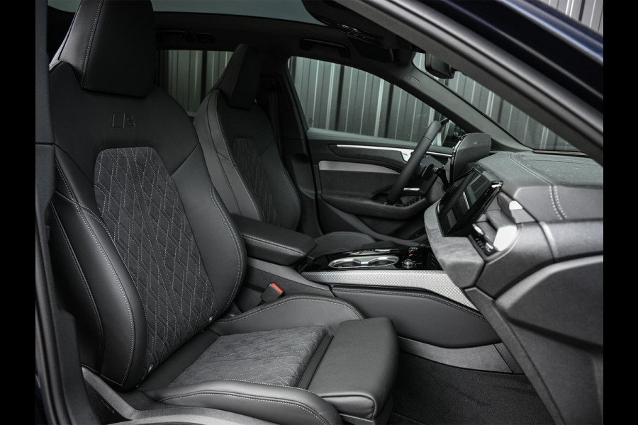 Audi A6 Avant 2.0 e-hybrid quattro S edition Competition | 367pk | Panoramadak | 5 Jr Garantie | Achterasbesturing | 360 Camera | Memory Seat | Adaptive Cruise | Ambiance Interieur | Trekhaak | Passagiers Display |