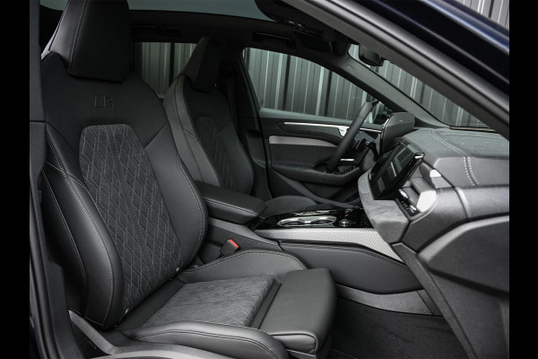 Audi A6 Avant 2.0 e-hybrid quattro S edition Competition | 367pk | Panoramadak | 5 Jr Garantie | Achterasbesturing | 360 Camera | Memory Seat | Adaptive Cruise | Ambiance Interieur | Trekhaak | Passagiers Display |