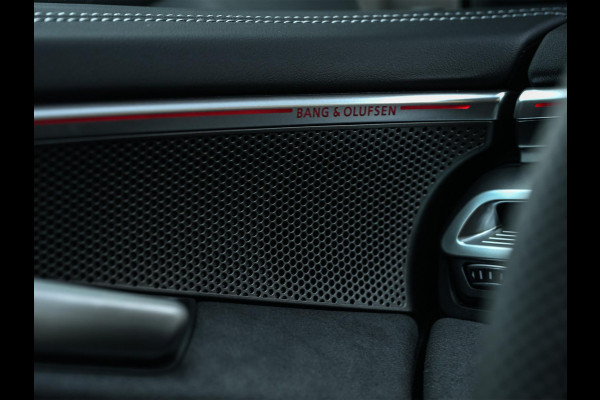 Audi A6 Avant 2.0 e-hybrid quattro S edition Competition | Panoramadak | 5 Jr Garantie | B&O | Achterasbesturing | Ambiance Interieur | 360 Camera | Trekhaak | Memory-Seat | Stoelverwarming | Passagiers Display | Active Cruise |