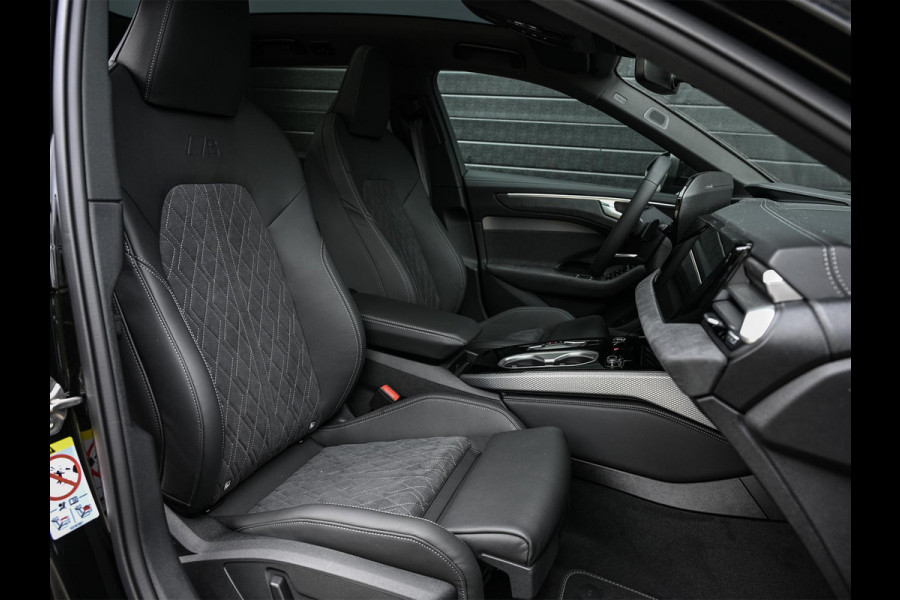 Audi A6 Avant 2.0 e-hybrid quattro S edition Competition | Panoramadak | 5 Jr Garantie | B&O | Achterasbesturing | Ambiance Interieur | 360 Camera | Trekhaak | Memory-Seat | Stoelverwarming | Passagiers Display | Active Cruise |