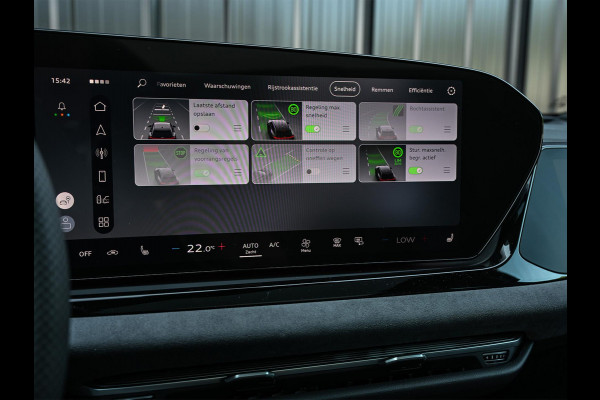 Audi A6 Avant 2.0 e-hybrid quattro S edition Competition | Panoramadak | 5 Jr Garantie | B&O | Achterasbesturing | Ambiance Interieur | 360 Camera | Trekhaak | Memory-Seat | Stoelverwarming | Passagiers Display | Active Cruise |