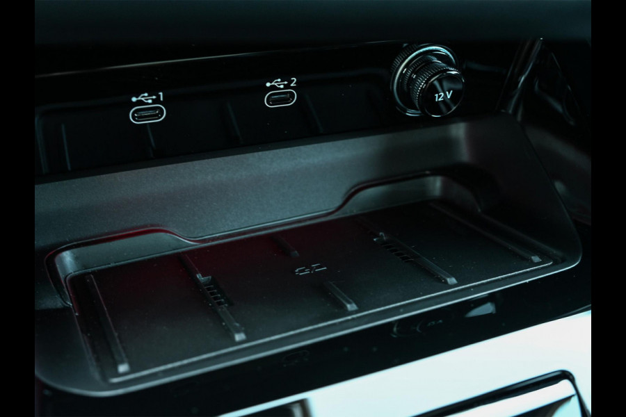 Audi A6 Avant 2.0 e-hybrid quattro S edition Competition | Panoramadak | 5 Jr Garantie | B&O | Achterasbesturing | Ambiance Interieur | 360 Camera | Trekhaak | Memory-Seat | Stoelverwarming | Passagiers Display | Active Cruise |