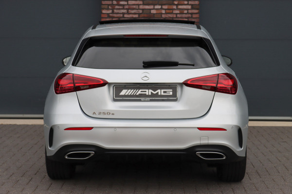 Mercedes-Benz A-Klasse 250 e AMG Line | Panoramadak | Memory | Distronic | HUD | Keyless Go | Advanced Sound System | Sfeerverlichting | Multibeam LED | Augmented Reality |