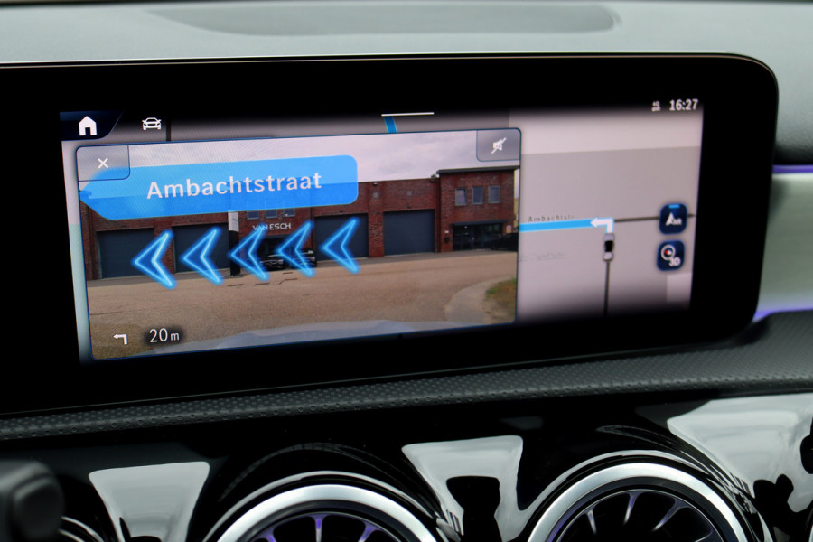 Mercedes-Benz A-Klasse 250 e AMG Line | Panoramadak | Memory | Distronic | HUD | Keyless Go | Advanced Sound System | Sfeerverlichting | Multibeam LED | Augmented Reality |