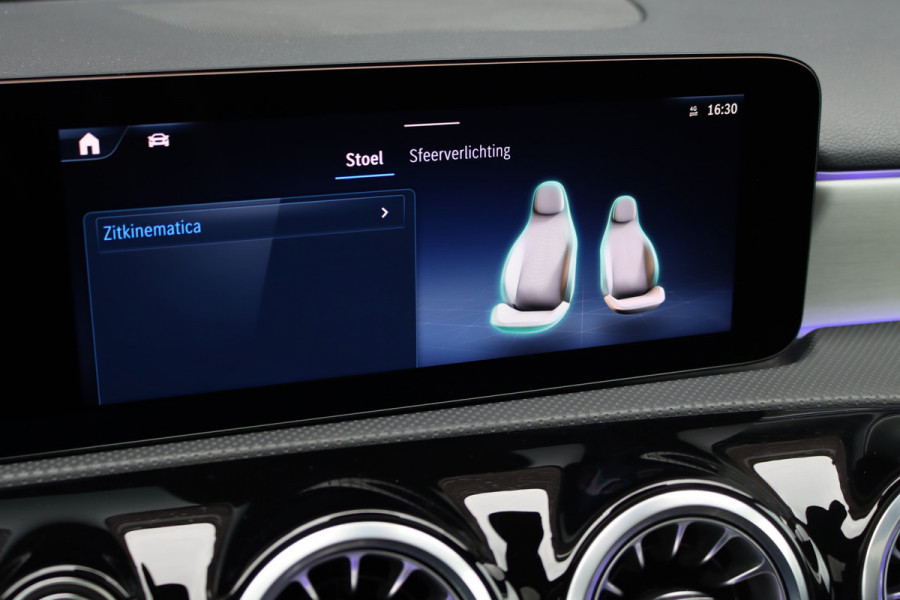 Mercedes-Benz A-Klasse 250 e AMG Line | Panoramadak | Memory | Distronic | HUD | Keyless Go | Advanced Sound System | Sfeerverlichting | Multibeam LED | Augmented Reality |
