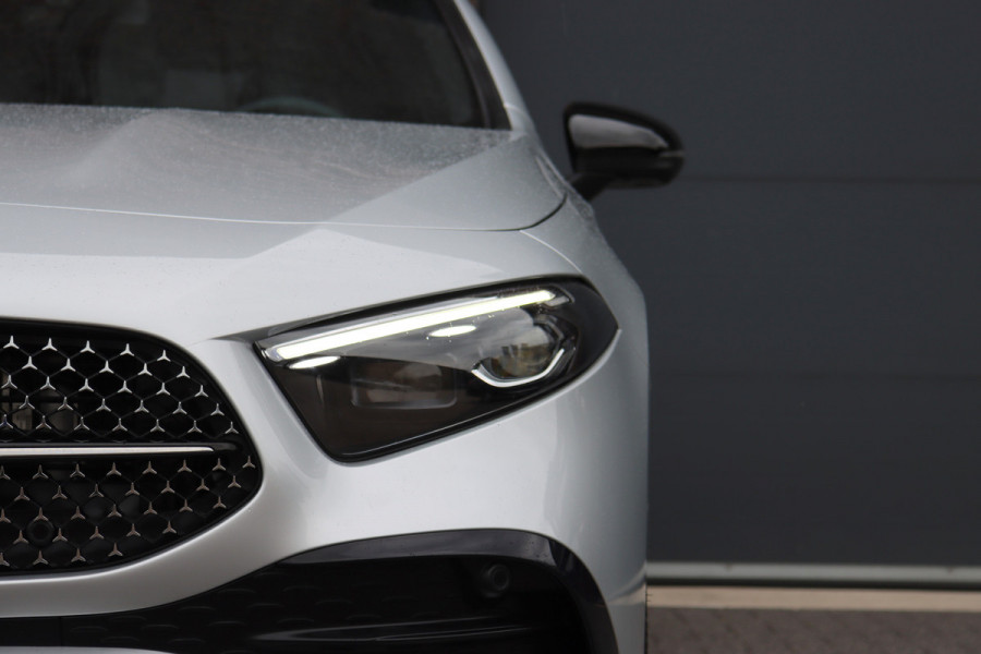 Mercedes-Benz A-Klasse 250 e AMG Line | Panoramadak | Memory | Distronic | HUD | Keyless Go | Advanced Sound System | Sfeerverlichting | Multibeam LED | Augmented Reality |