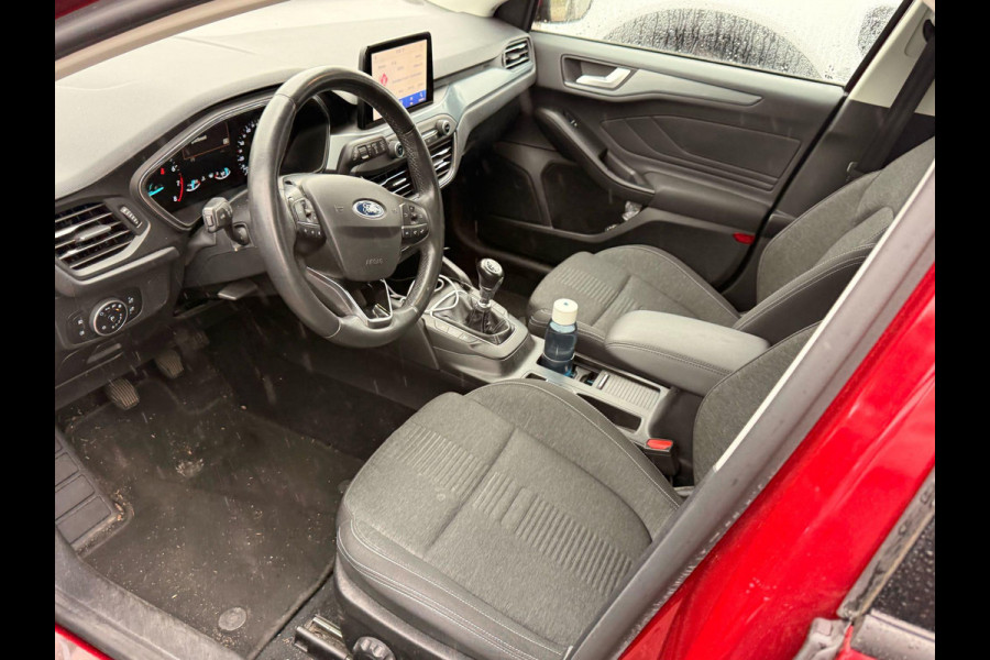 Ford FOCUS Wagon 1.0 EcoBoost Active Business 125pk Wegklapbare Trekhaak | Achteruitrijcamera | Cruise control | Apple Carplay & Android auto | Metaal lak