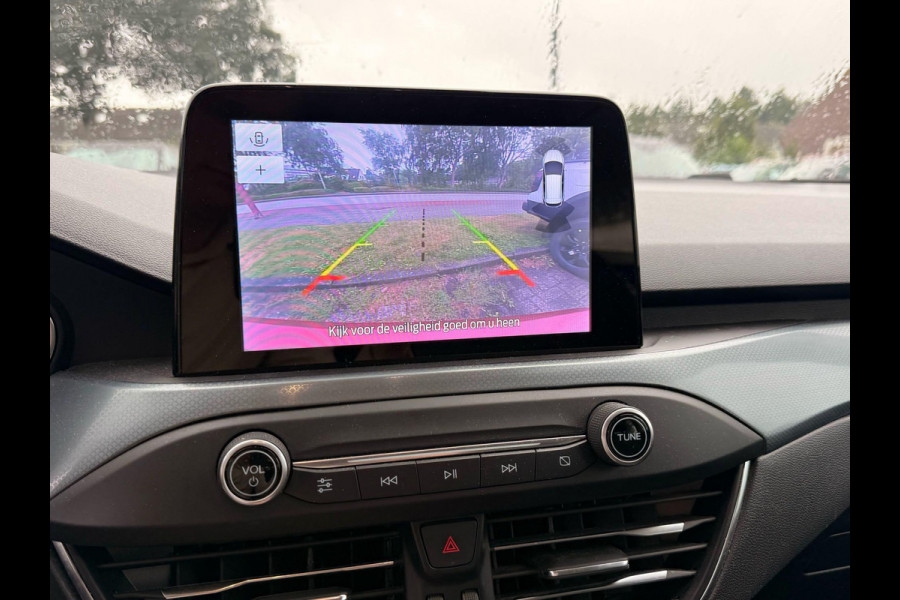 Ford FOCUS Wagon 1.0 EcoBoost Active Business 125pk Wegklapbare Trekhaak | Achteruitrijcamera | Cruise control | Apple Carplay & Android auto | Metaal lak