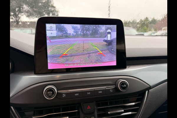 Ford FOCUS Wagon 1.0 EcoBoost Active Business 125pk Wegklapbare Trekhaak | Achteruitrijcamera | Cruise control | Apple Carplay & Android auto | Metaal lak