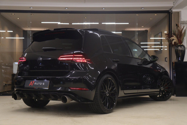 Volkswagen Golf 2.0 TSI GTI Performance PANO/CARPLAY/STOELVER/CAM/ACC/VOL