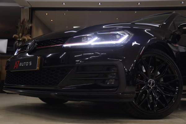 Volkswagen Golf 2.0 TSI GTI Performance PANO/CARPLAY/STOELVER/CAM/ACC/VOL