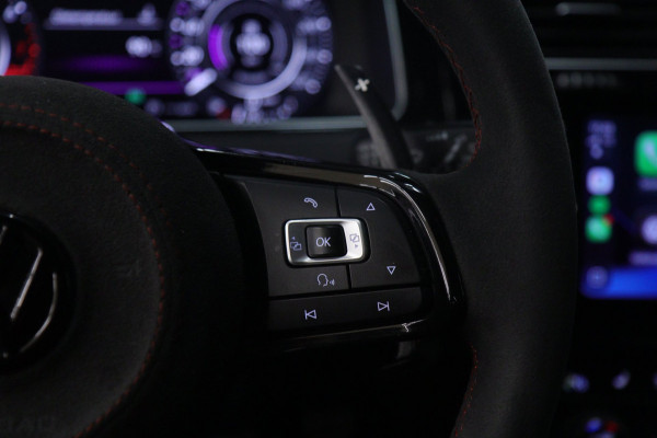 Volkswagen Golf 2.0 TSI GTI Performance PANO/CARPLAY/STOELVER/CAM/ACC/VOL