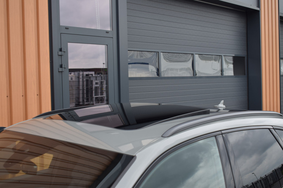 Audi Q5 50 TFSI e S-line | Luchtvering | Pano | Leer | Quantum Grijs