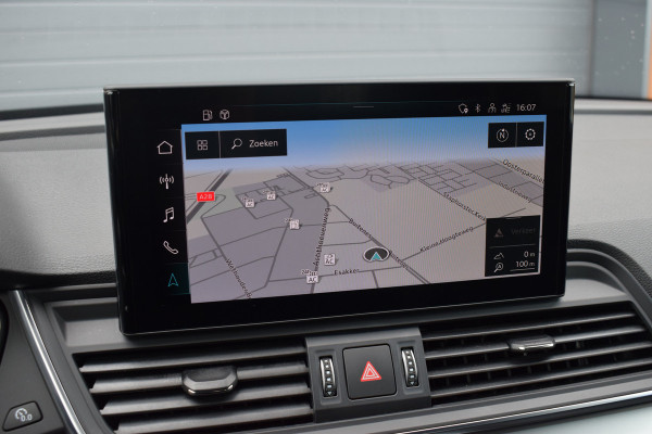 Audi Q5 50 TFSI e S-line | Luchtvering | Pano | Leer | Quantum Grijs