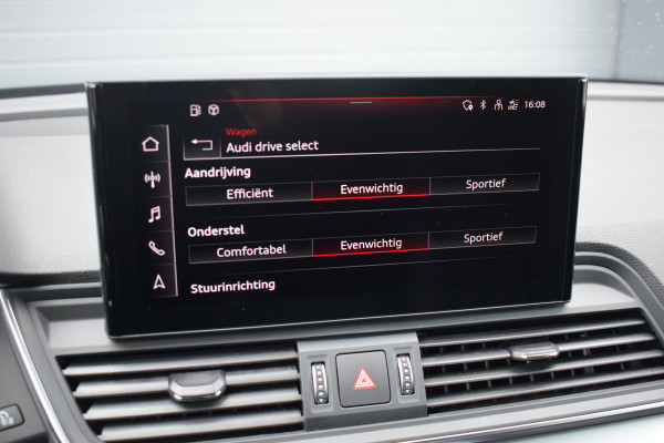Audi Q5 50 TFSI e S-line | Luchtvering | Pano | Leer | Quantum Grijs