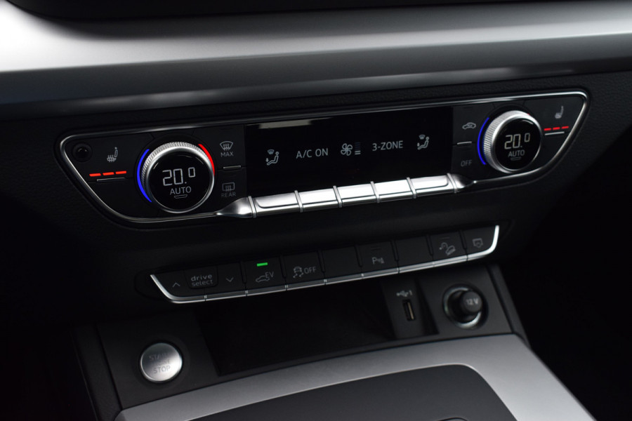 Audi Q5 50 TFSI e S-line | Luchtvering | Pano | Leer | Quantum Grijs