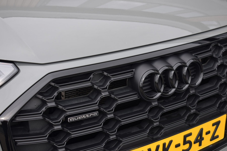 Audi Q5 50 TFSI e S-line | Luchtvering | Pano | Leer | Quantum Grijs