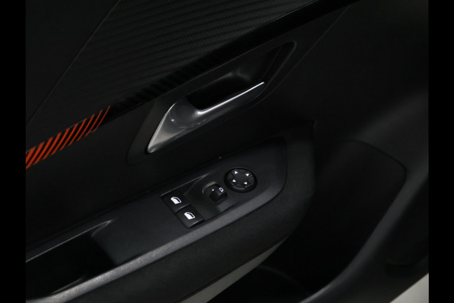 Peugeot 208 1.2 PureTech Active [APPLE CARPLAY, ANDROID, CRUISE CONTROL, CLIMATE CONTROL, NAVIGATIE, BLUETOOTH, LED, RIJSTROOKASSISENT, NIEUWSTAAT]