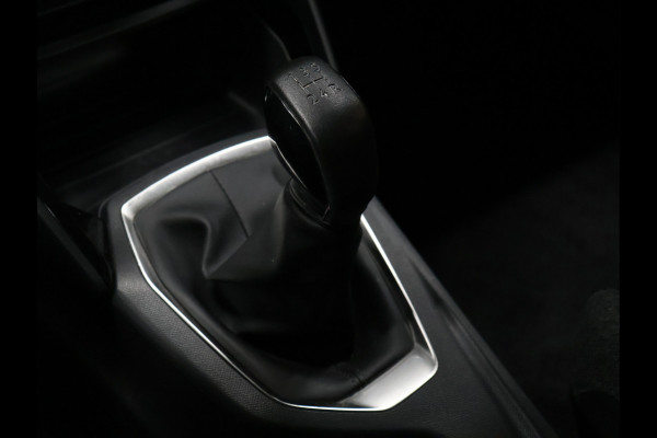 Peugeot 208 1.2 PureTech Active [APPLE CARPLAY, ANDROID, CRUISE CONTROL, CLIMATE CONTROL, NAVIGATIE, BLUETOOTH, LED, RIJSTROOKASSISENT, NIEUWSTAAT]