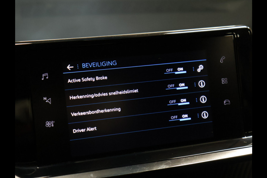 Peugeot 208 1.2 PureTech Active [APPLE CARPLAY, ANDROID, CRUISE CONTROL, CLIMATE CONTROL, NAVIGATIE, BLUETOOTH, LED, RIJSTROOKASSISENT, NIEUWSTAAT]