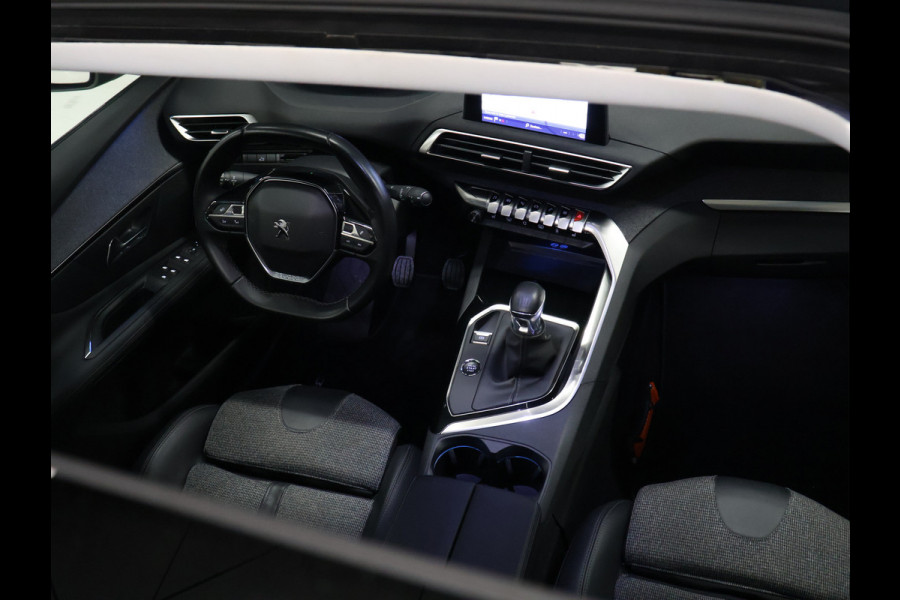 Peugeot 3008 1.2 PureTech Blue Lease Premium [SCHUIFKANTELDAK, TREKHAAK, APPLE CARPLAY, ANDROID, STOELVERWARMING, MEMORY SEATS, CRUISE CONTROL, CAMERA PDC V+A, FOCAL AUIDO SYSTEEM, DIGITAL DASH, DODE HOEKDETECTIE, NIEUWSTAAT]