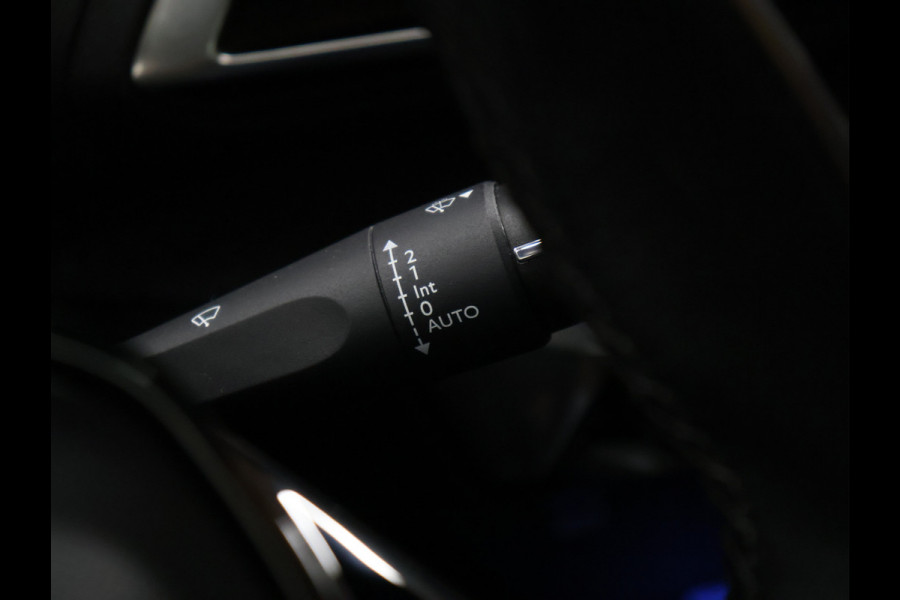Peugeot 3008 1.2 PureTech Blue Lease Premium [SCHUIFKANTELDAK, TREKHAAK, APPLE CARPLAY, ANDROID, STOELVERWARMING, MEMORY SEATS, CRUISE CONTROL, CAMERA PDC V+A, FOCAL AUIDO SYSTEEM, DIGITAL DASH, DODE HOEKDETECTIE, NIEUWSTAAT]