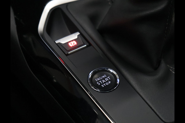 Peugeot 3008 1.2 PureTech Blue Lease Premium [SCHUIFKANTELDAK, TREKHAAK, APPLE CARPLAY, ANDROID, STOELVERWARMING, MEMORY SEATS, CRUISE CONTROL, CAMERA PDC V+A, FOCAL AUIDO SYSTEEM, DIGITAL DASH, DODE HOEKDETECTIE, NIEUWSTAAT]