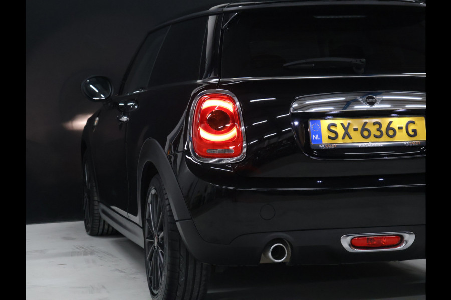 MINI 3-deurs 1.5 One Salt [APPLE CARPLAY, CRUISE CONTROL, SPORT STUUR LEDER, NAVIGATIE, AIRCO, START STOP SYSTEEM, MIDNIGHTBLACK METAAL LAK, ALARMKLASSE 3, NIEUWSTAAT]