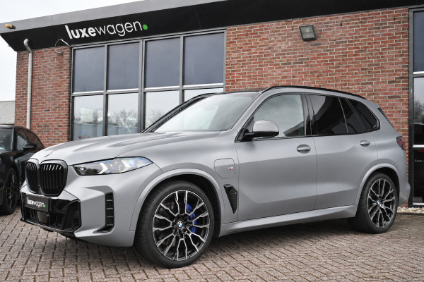 BMW X5 xDrive50e M-Sport Frozen-grey Pano Trekh Massage ACC 360 HUD 4WS Soft-close H/K