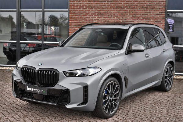 BMW X5 xDrive50e M-Sport Frozen-grey Pano Trekh Massage ACC 360 HUD 4WS Soft-close H/K