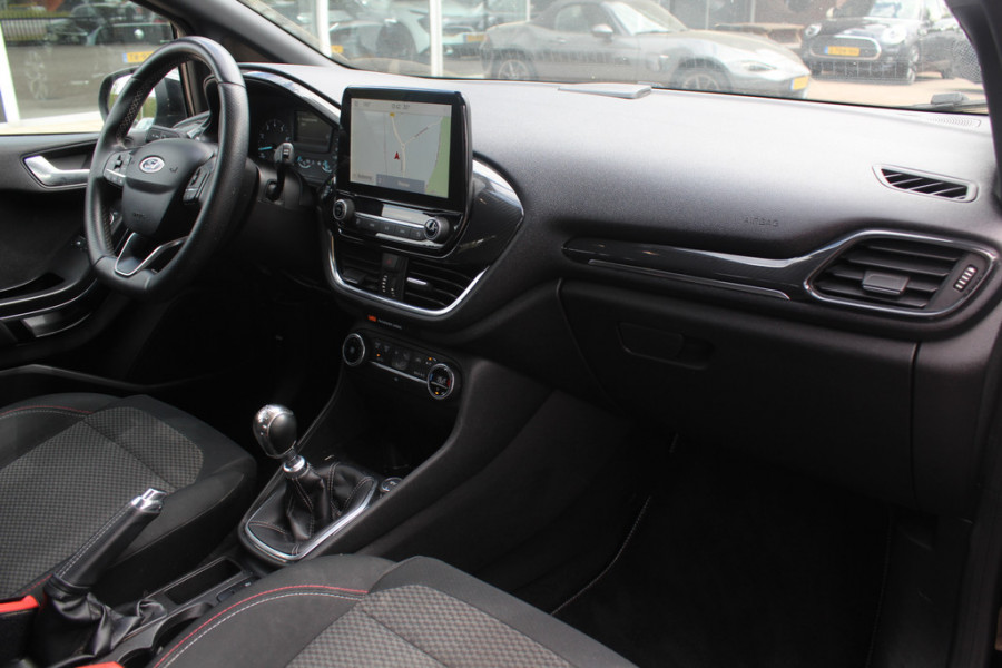 Ford Fiesta 1.0 EcoBoost ST-Line / CarPlay / Parkeerhulp achter / B&O / 17'' / DAB / Getint glas / Cruise Control