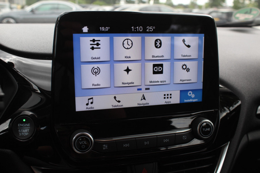 Ford Fiesta 1.0 EcoBoost ST-Line / CarPlay / Parkeerhulp achter / B&O / 17'' / DAB / Getint glas / Cruise Control