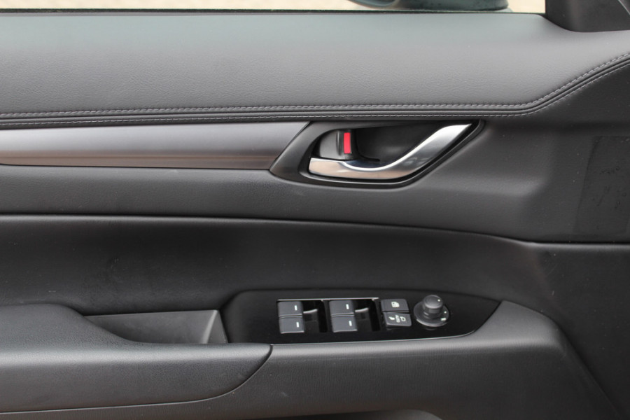 Mazda CX-5 2.0 SkyActiv-G 165 Business Comfort / Trekhaak / 360Camera / Head-up / Leder / Bose / Keyless / 19'' / Dodehoek / Navigatie / DAB / Stoelverwarming / Cruise Control