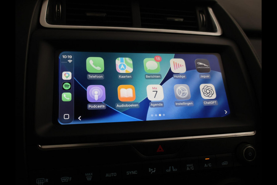 Jaguar E-Pace 2.0 P200 AWD S + CARPLAY | AFN. TREKHAAK | STANDKACHEL | LEDER | CAMERA