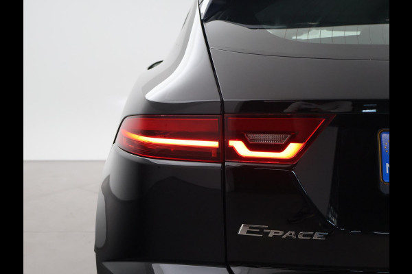 Jaguar E-Pace 2.0 P200 AWD S + CARPLAY | AFN. TREKHAAK | STANDKACHEL | LEDER | CAMERA