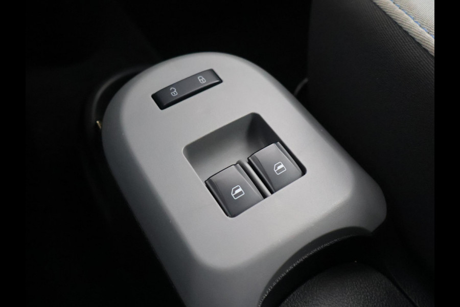Ora ORA R1 *UNIEK* + 100% ELEKTRISCHE STADSAUTO | BTW AUTO | KEYLESS | CAMERA
