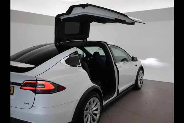 Tesla Model X 75D 333 PK BASE + TREKHAAK 2250 KG | STOELVERW. V+A | CAMERA | LUCHTVERING