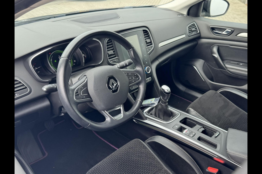 Renault Mégane 1.2 TCe 130 Intens 8,7 inch Navi | PDC | Stoelverwarming