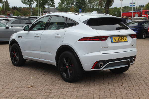 Jaguar E-Pace 2.0 P250 AWD SE / Panoramadak / Camera / Head-up / Leder / 19'' / Meridian / Memory seats / Navigatie / Dodehoek / Stoelverwarming / ACC
