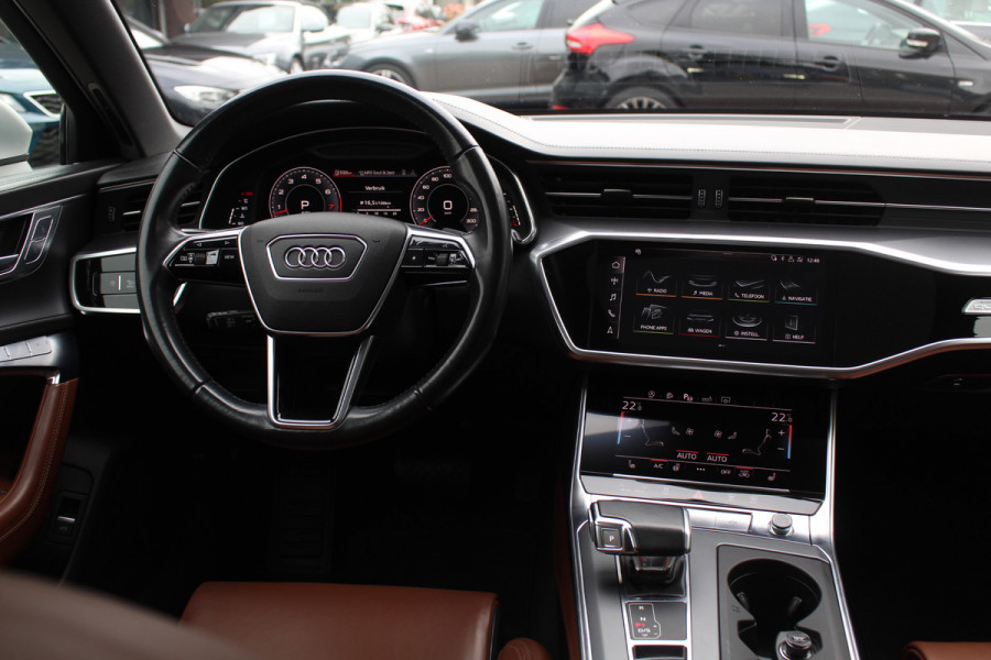 Audi A6 Allroad quattro 55 TFSI Pro Line Plus / Trekhaak / Panoramadak / Camera / Leder / Keyless / 20'' / CarPlay / B&O / Stuurverwarming / Dodehoek / DAB / ACC / Stoelverwarming / Zonnescherm zijruiten