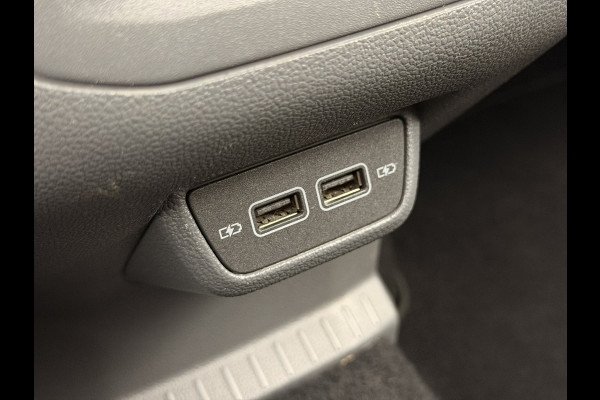 Volkswagen T-Cross 1.0 TSI Style LED 17'' Stoelverw CarPlay